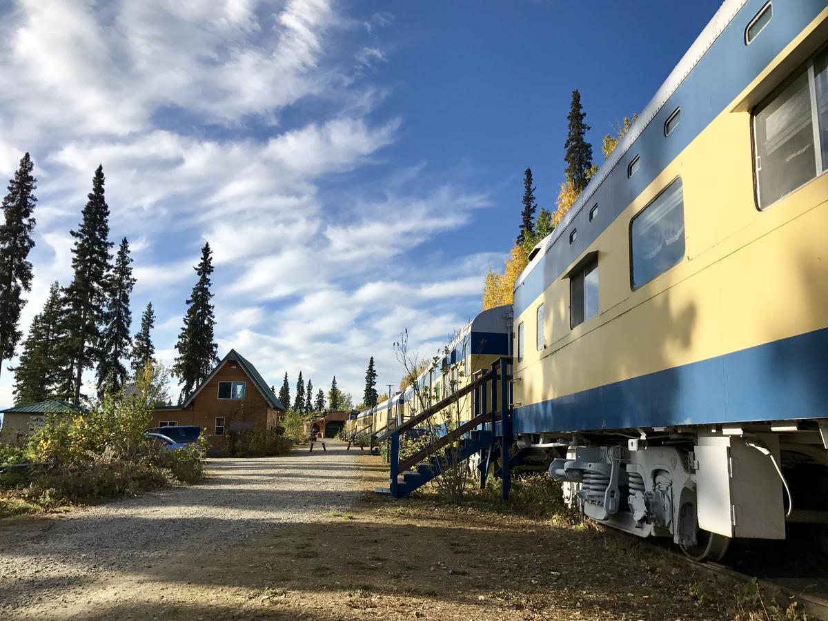 Aurora Express Inn *