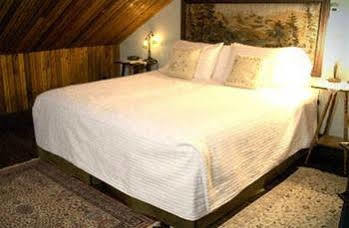 Alaska Heritage House Hotel Fairbanks