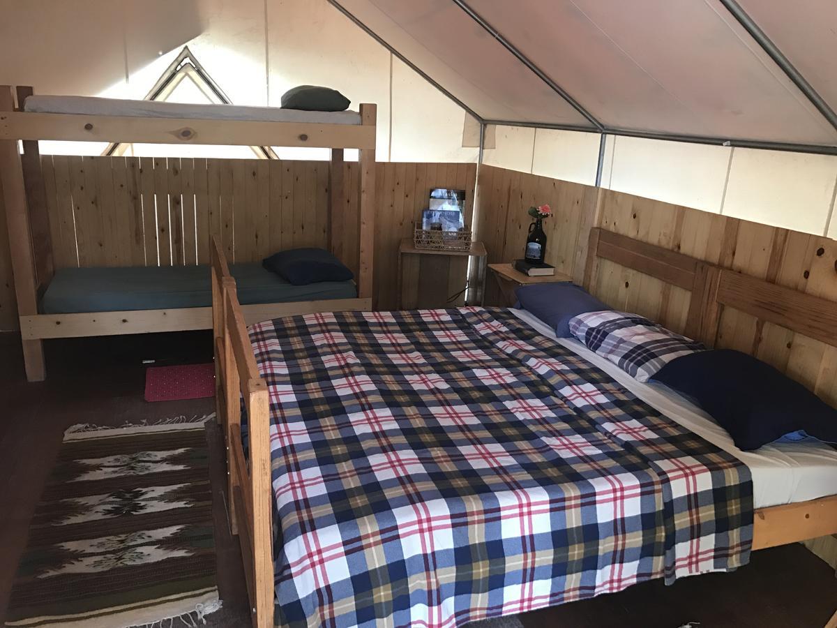 Sven's Basecamp Hostel Fairbanks