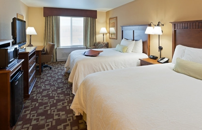 Hampton & Hotel