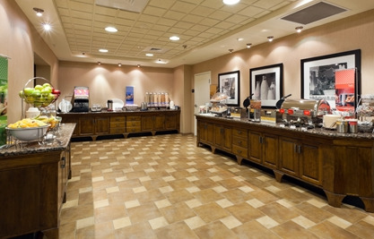 Hotel Hampton &