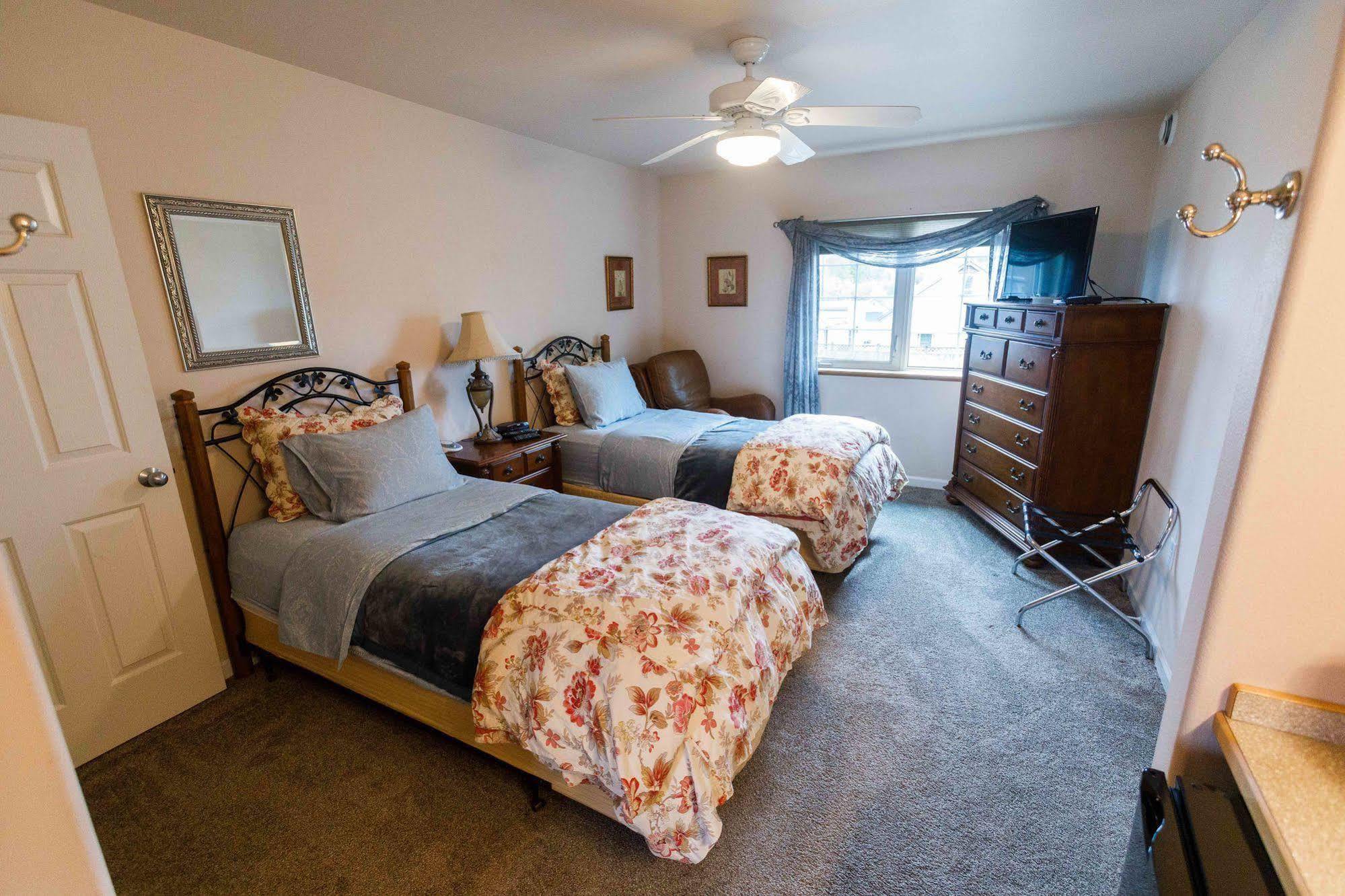 Minnie Street 5*