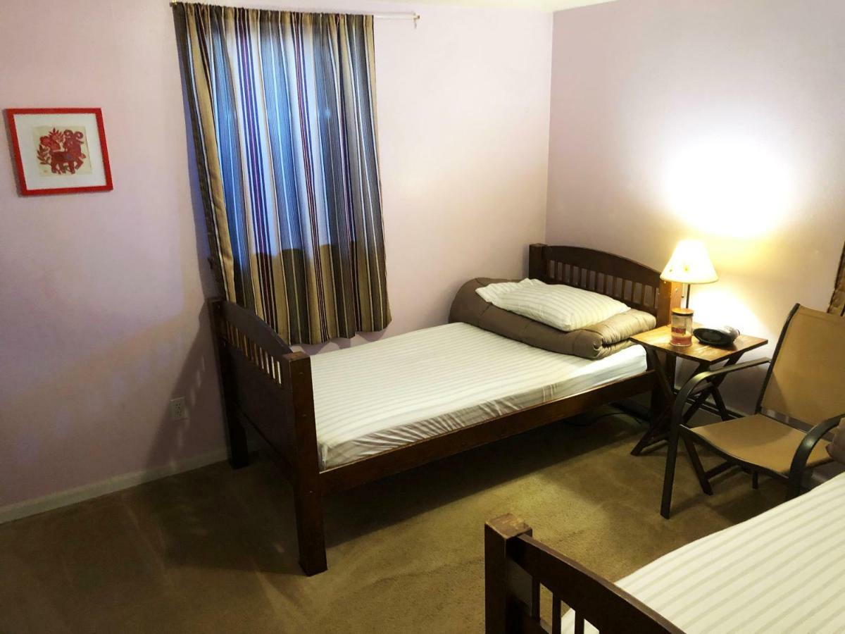 9th Ave Hostel