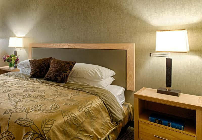 Westmark And Conference Center 3*