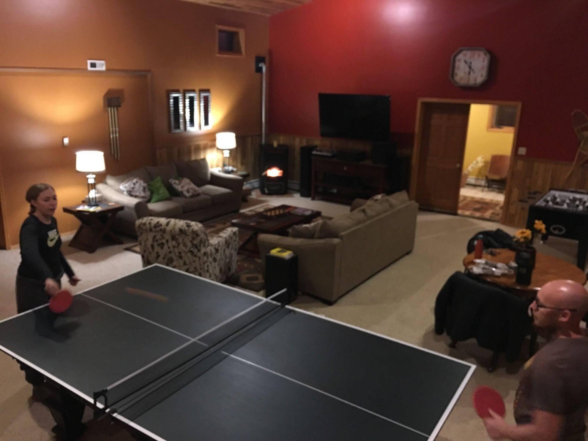 Bed & Breakfast Moose Manor 2*
