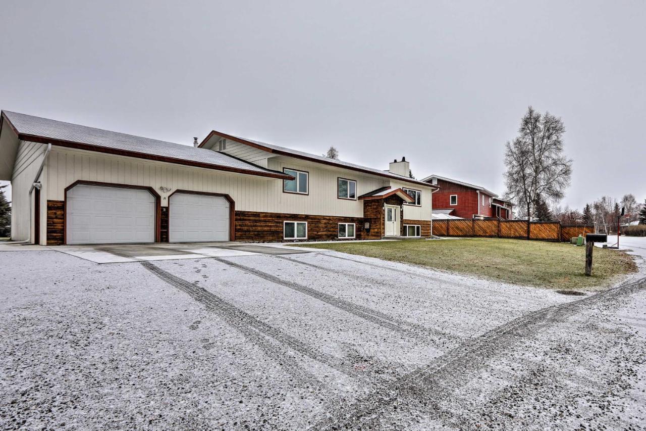 Alaskan Abode About 1 Mile To Pioneer Park! Holiday home
