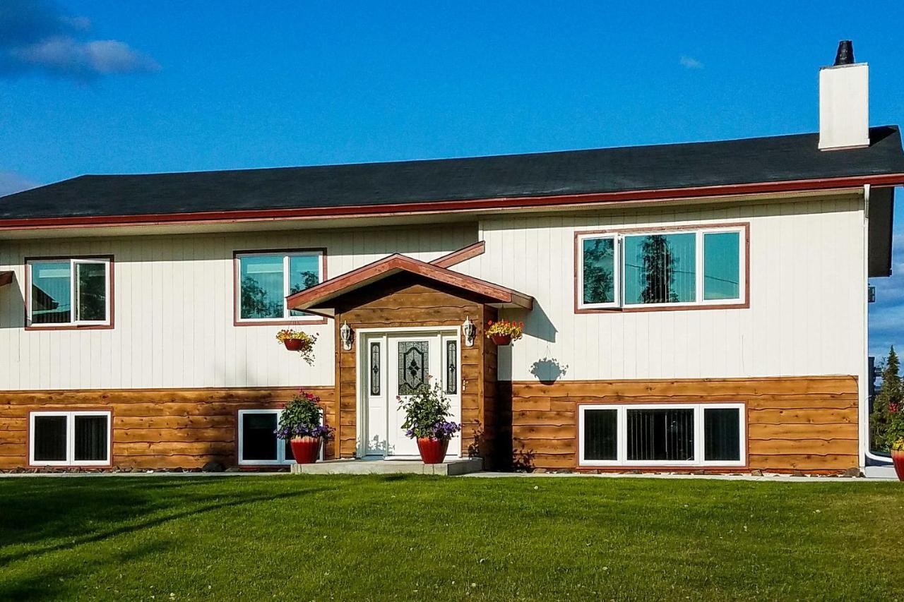 Alaskan Abode About 1 Mile To Pioneer Park! Holiday home Fairbanks